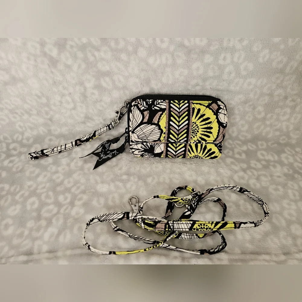 🦋Vera Bradley Crossbody/Wristlet, Convertible - Picture 9 of 11